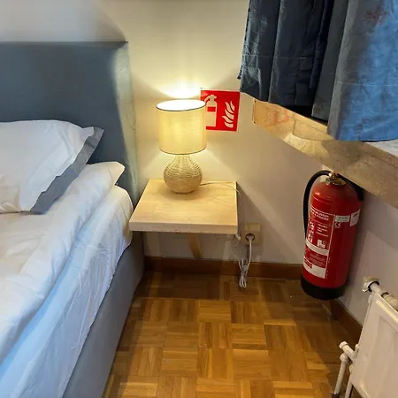 アパート Two Bedroom Loft In The Center By The Meir アントウェルペン